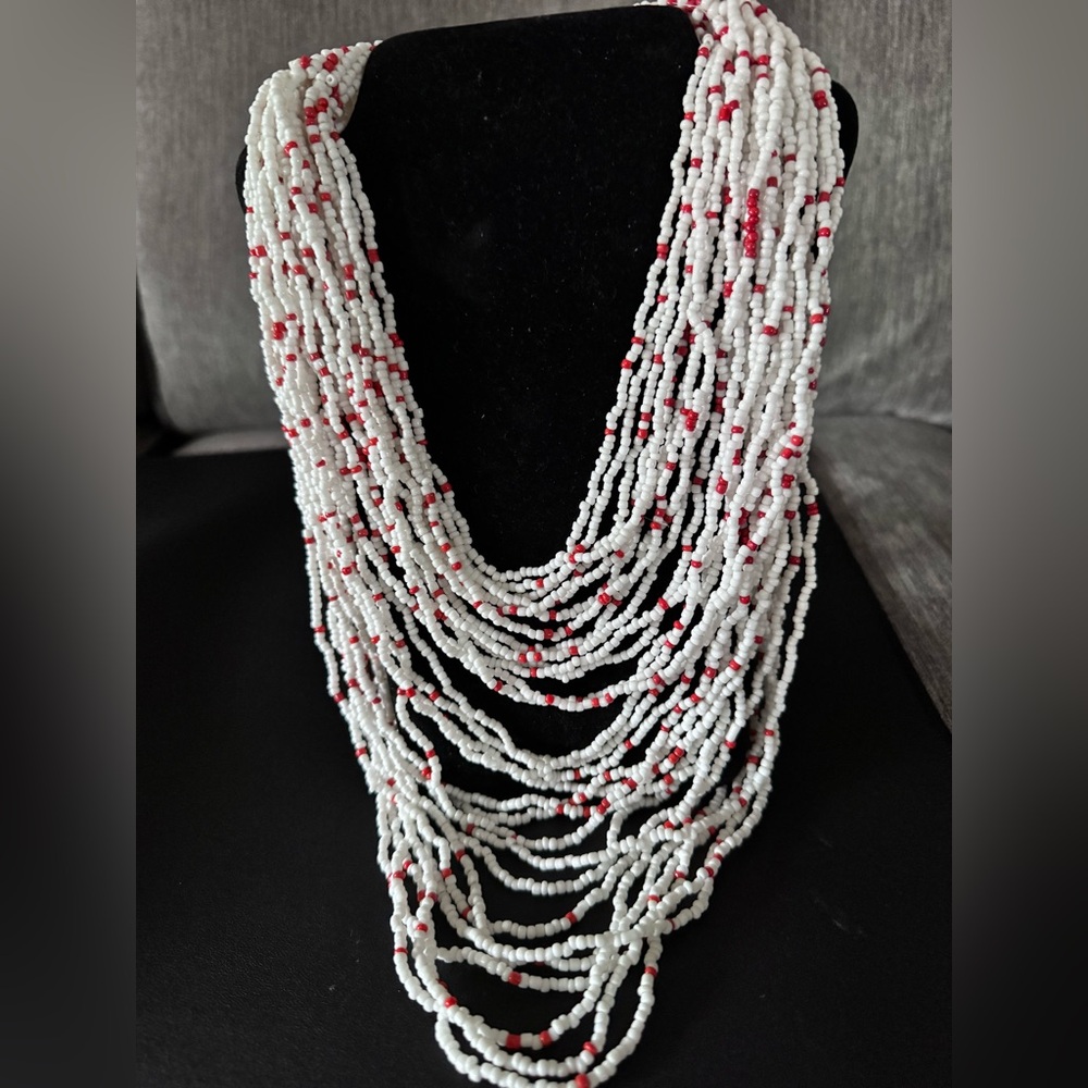 Vintage Elegant White and Red Beaded Necklace